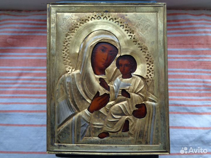 Икона Тихвинская Богородица в лат. окладе и киоте