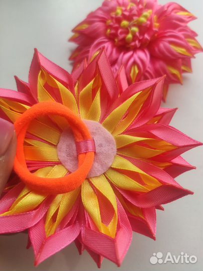 Цветы резинки ручной работы