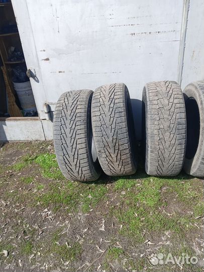 Nokian Tyres Hakkapeliitta 7 SUV 255/60 R18