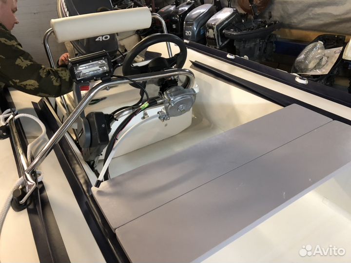 Стойка рулевая, консоль с креплением на баллон Лод