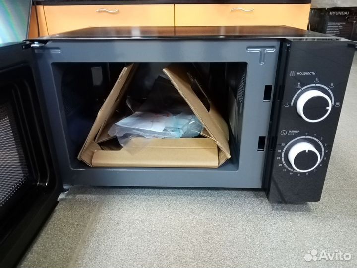 Микроволновые печи Hyundai HYM-M2058