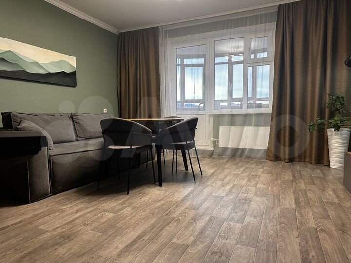 2-к. квартира, 64 м², 13/16 эт.