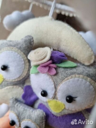 Мобиль на кроватку из фетра