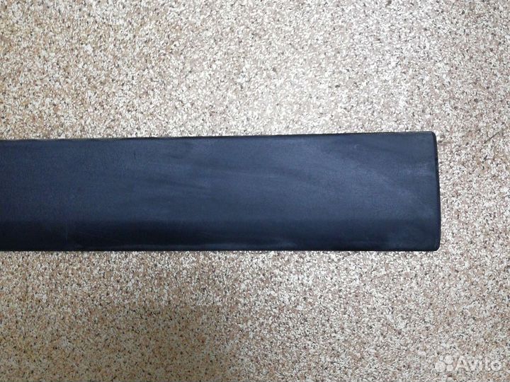 Молдинг передней правой двери suzuki sx4 сузуки