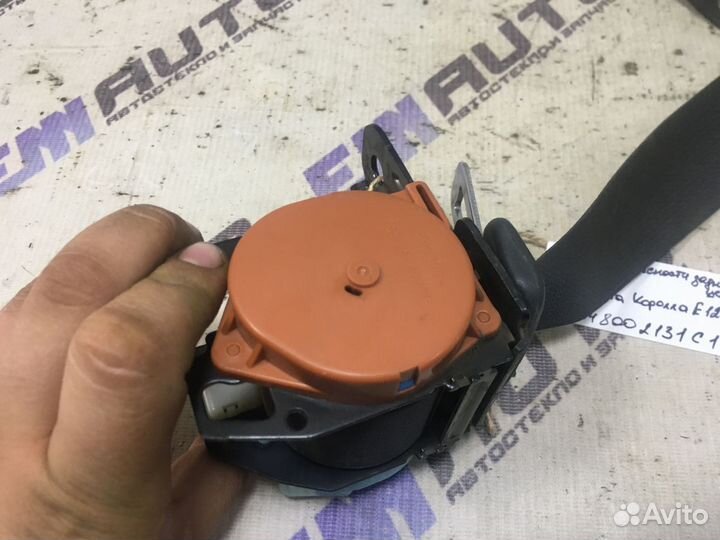 Ремень безопас. задний Тойота Королла Е120 седан