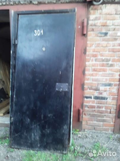 Дверь входная металлическая