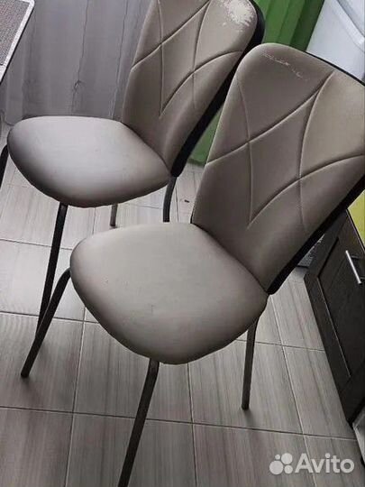 Стулья для кухни 4 шт