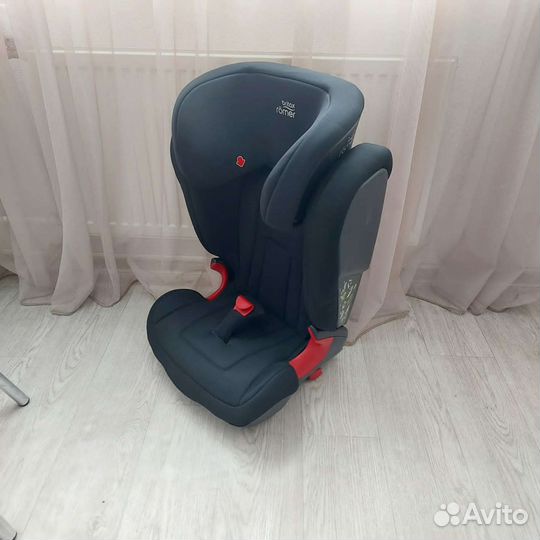 Автокресло britax romer kidfix 2 r Бустер