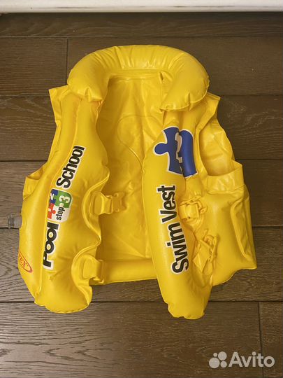 Жилет надувной детский Intex размер 2 на 3-6 лет