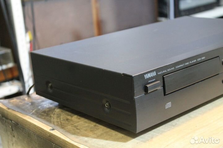 CD Проигрыватель Yamaha CDX 390