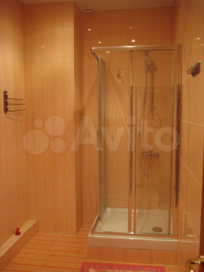 Коттедж 270 м² на участке 6 сот.