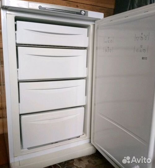 Морозильник Indezit