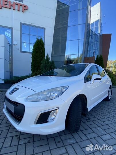 Peugeot 308, 2011