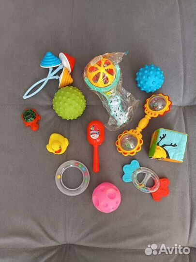 Игрушки, погремушки