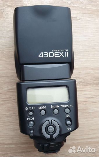 Вспышка камеры Canon Speedlite 430exii