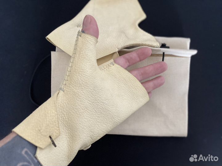 Перчатки M.A.+ (Maurizio Amadei)