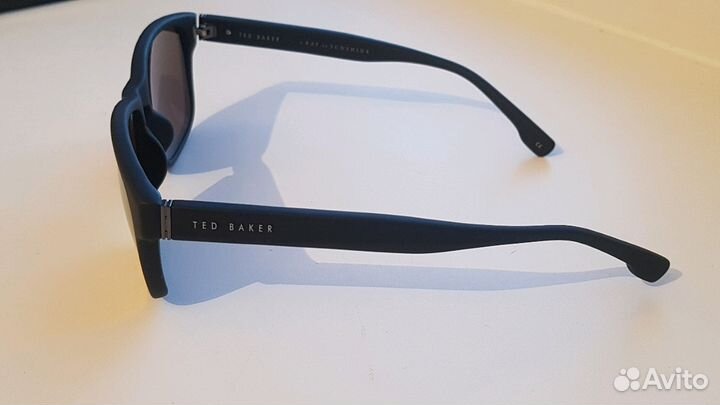 Очки солнцезащитные tad baker