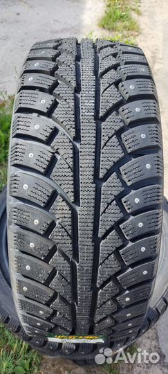 Westlake SW606 215/45 R17 91H