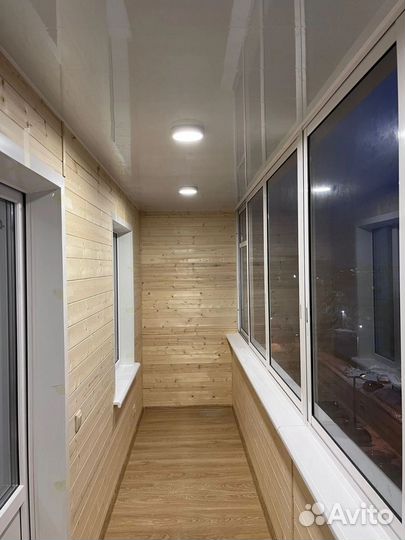 Отделка балкона вагонкой