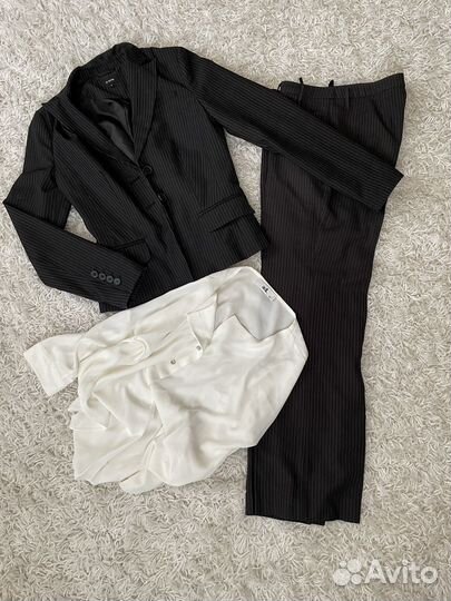 Брючный костюм р.S