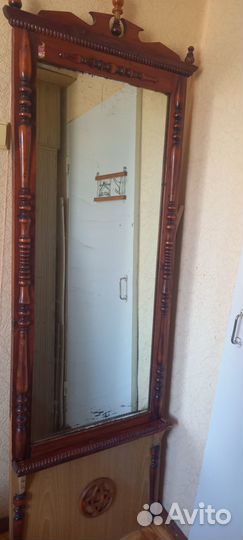 Зеркало настенное старинное рама резьба дерево