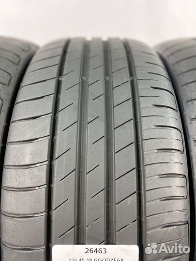 Goodyear EfficientGrip Performance 225/45 R18 87V