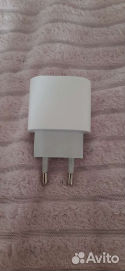 Зарядное устройство на iPhone 20w