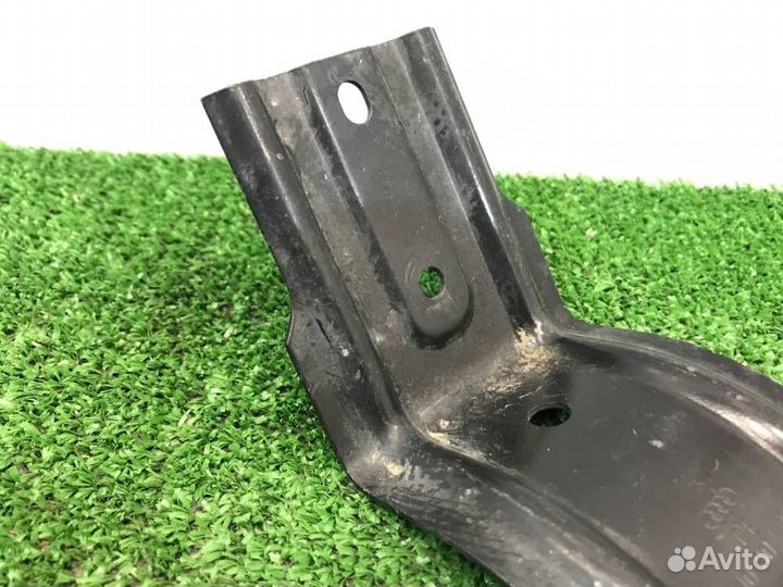 Кронштейн бампера задний Audi Tt 8J BUB 2007