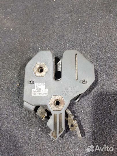 Замок капота Volvo s80