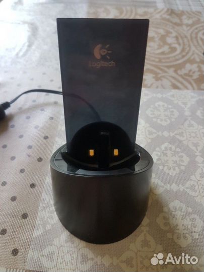 Зарядное устройство Logitech