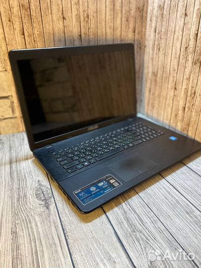 Ноутбук asus X751M