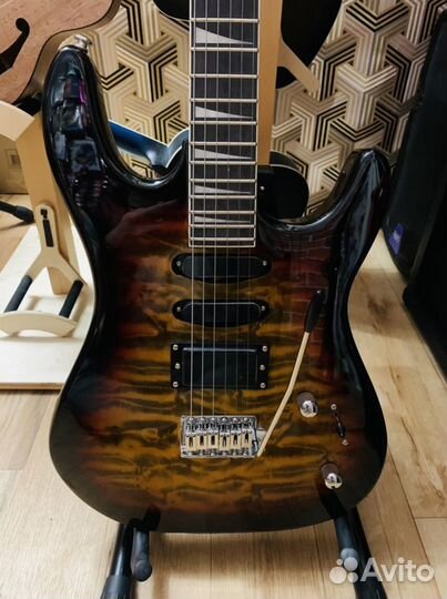 Электрогитара