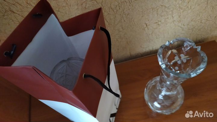 Вазы для цветов (хрусталь (упакую) и керамика)