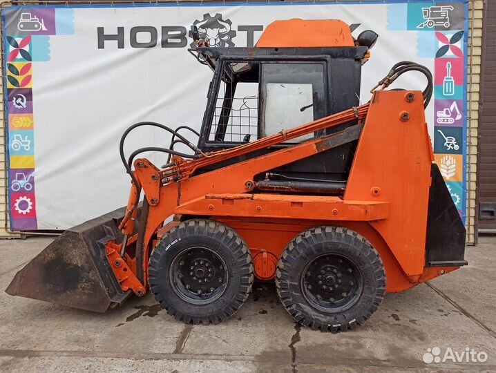 Мини-погрузчик Уралвагонзавод ПУМ-500, 2007
