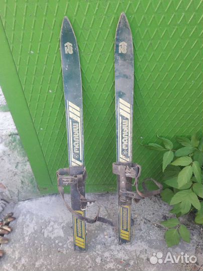 Беговые лыжи детские