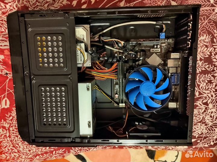 Компактный компьютер Dexp aquilon ox102