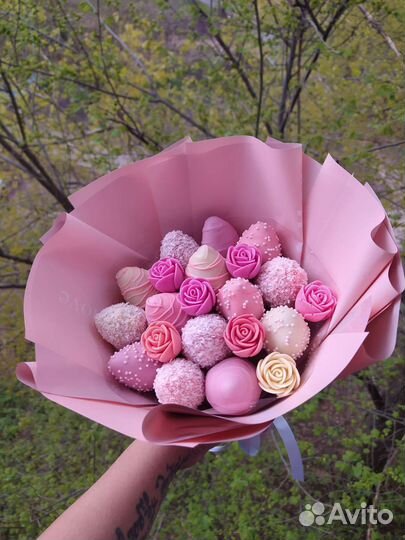 Клубника в шоколаде.Съедобные букеты