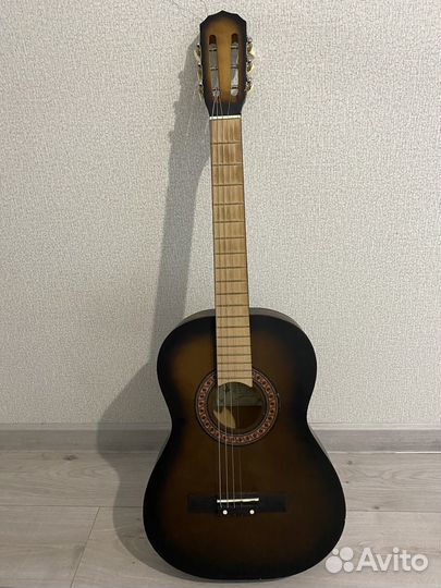 Акустическая гитара