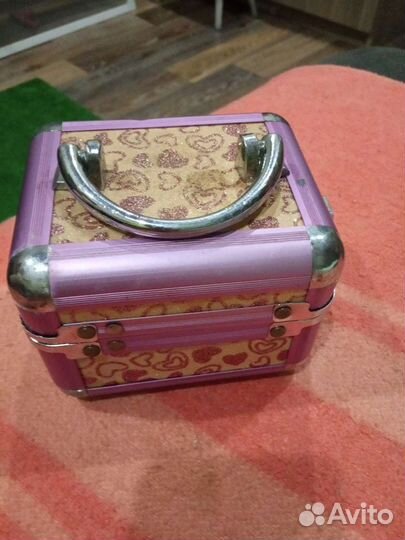 Шкатулка для украшений