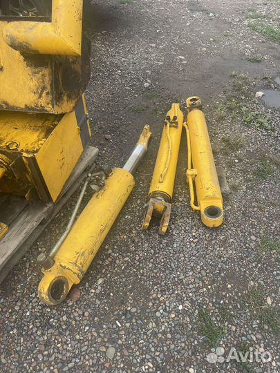 Погрузчик xcmg lw300f