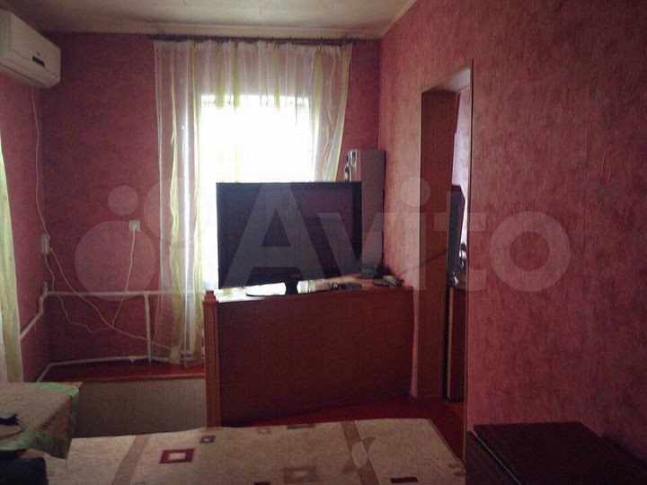 Дом 196 м² на участке 5 сот.