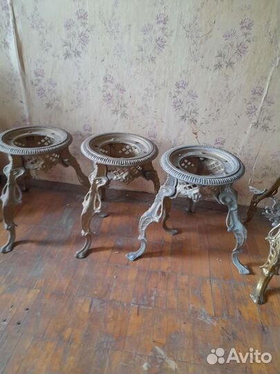 Подставки под цветы разные