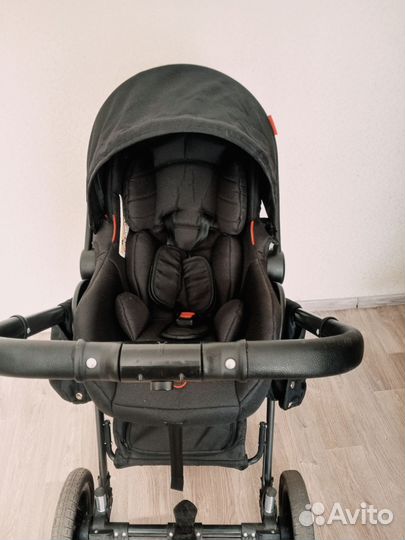 Детская коляска 3в 1