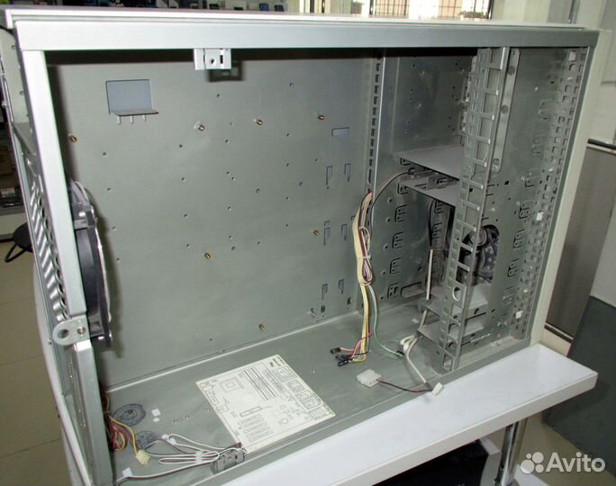 Корпуса для серверов Intel, inwin