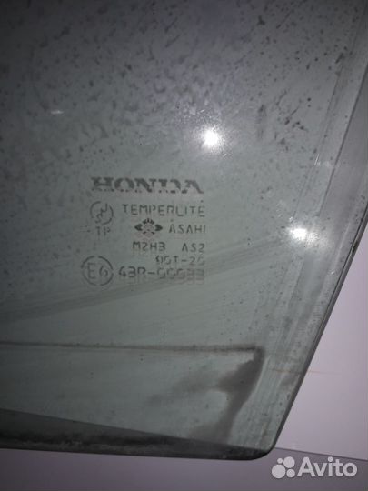 Стекло боковое для honda