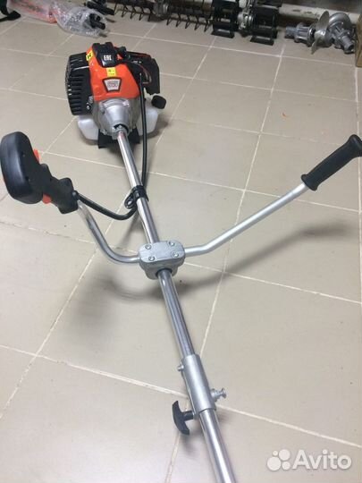 Бензиновый триммер Хопер 043