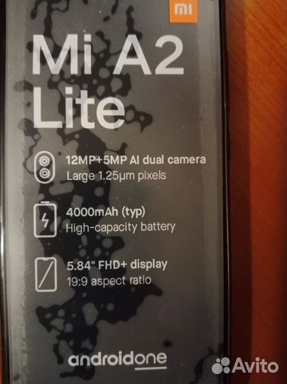 Смартфон Xiaomi A2 Lite