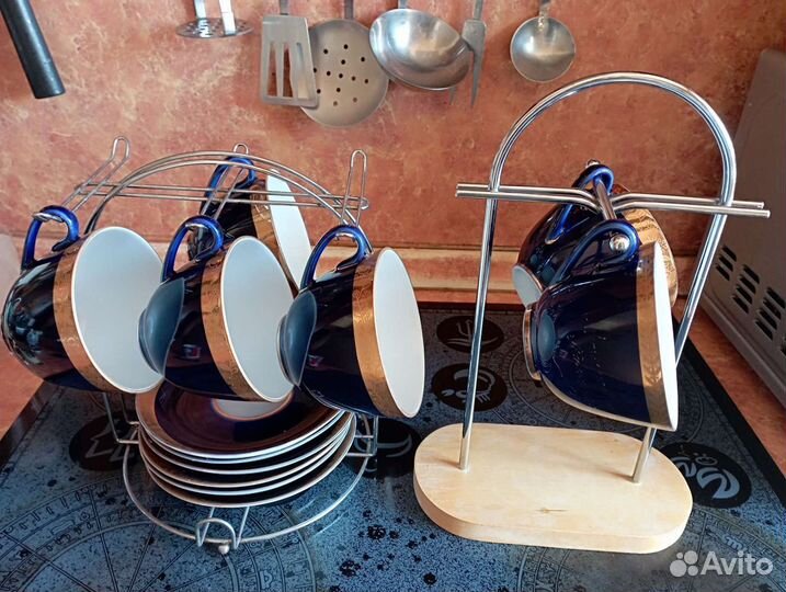 Стойки под кружки и блюдечки