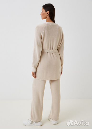 Костюм женский новый 42/46