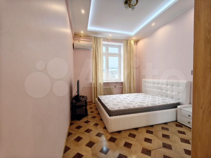 2-к. квартира, 61 м², 5/7 эт.